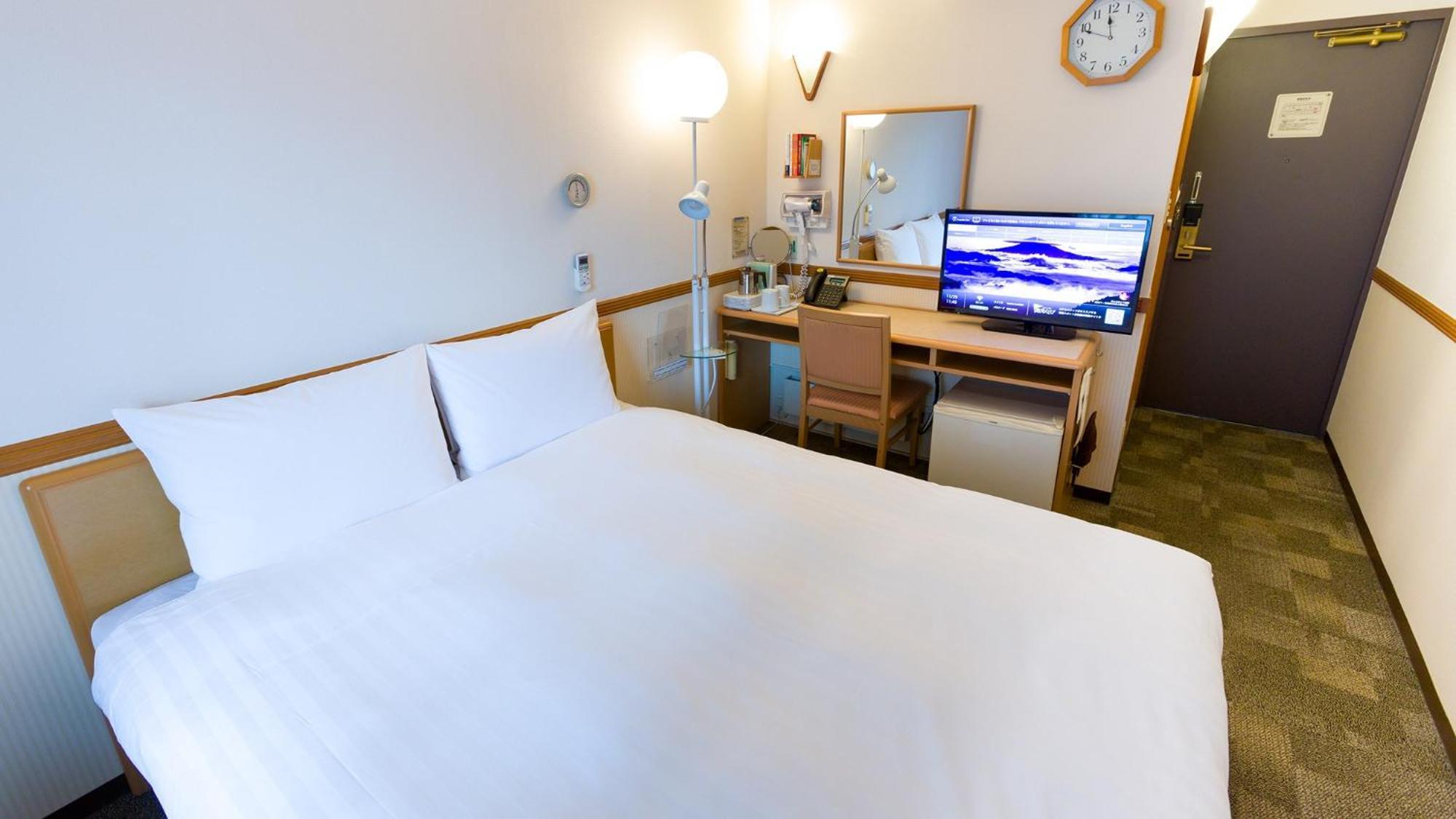 Toyoko Inn Kobe Sannomiya-Eki Higashi 客房 照片