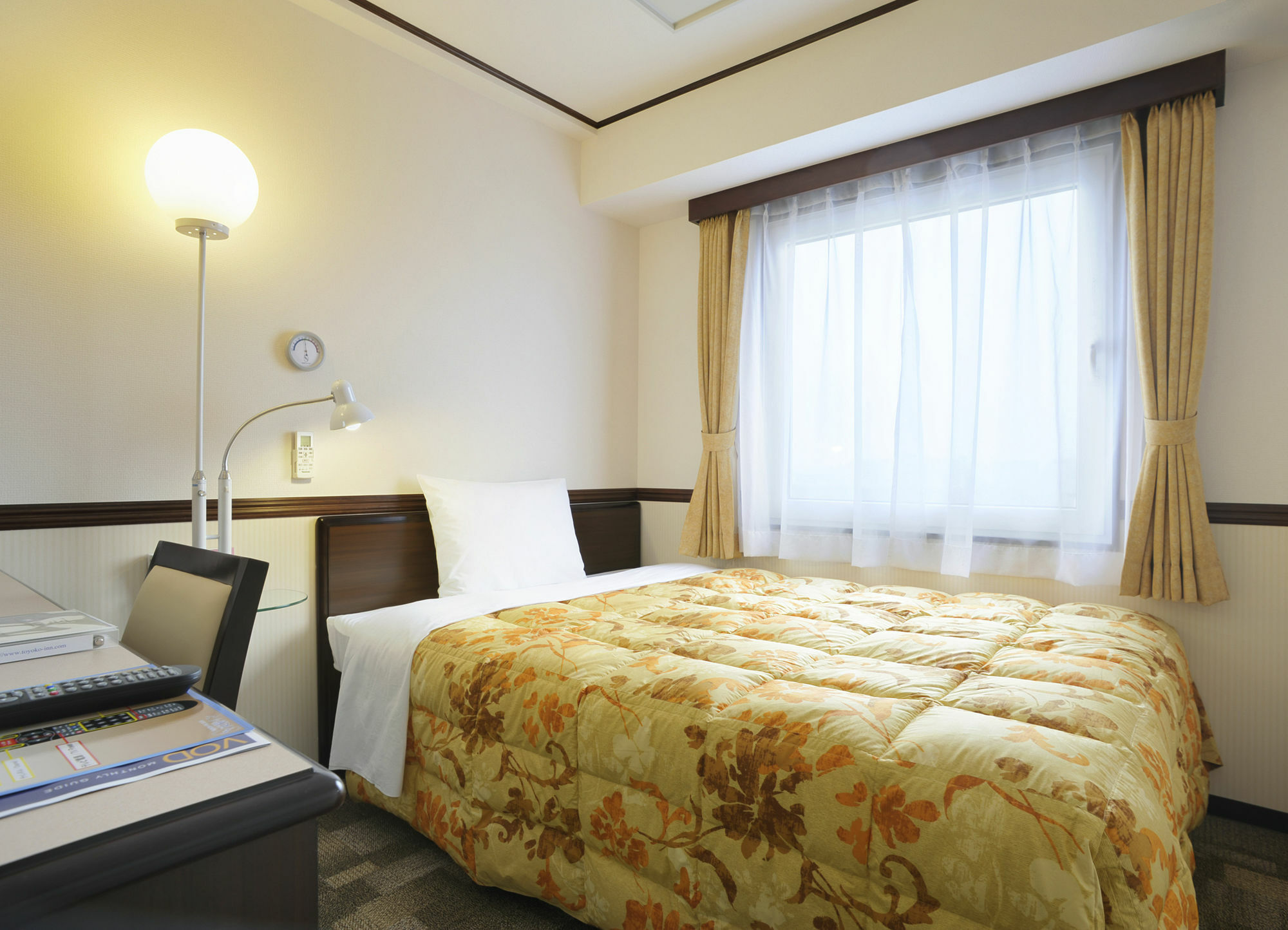 Toyoko Inn Kobe Sannomiya-Eki Higashi 外观 照片