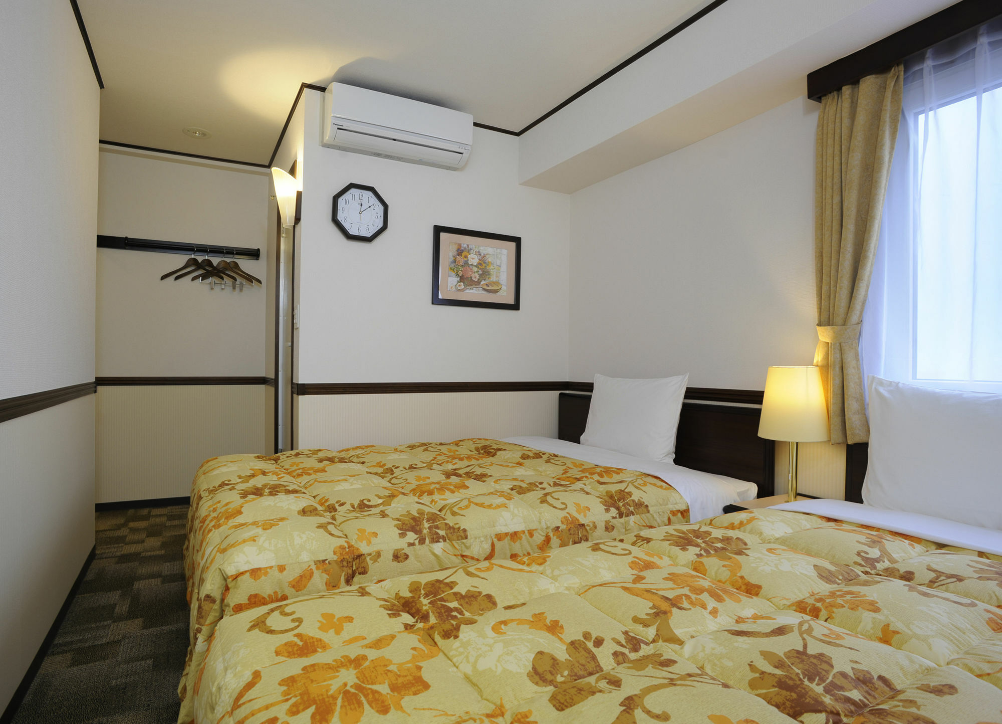 Toyoko Inn Kobe Sannomiya-Eki Higashi 外观 照片